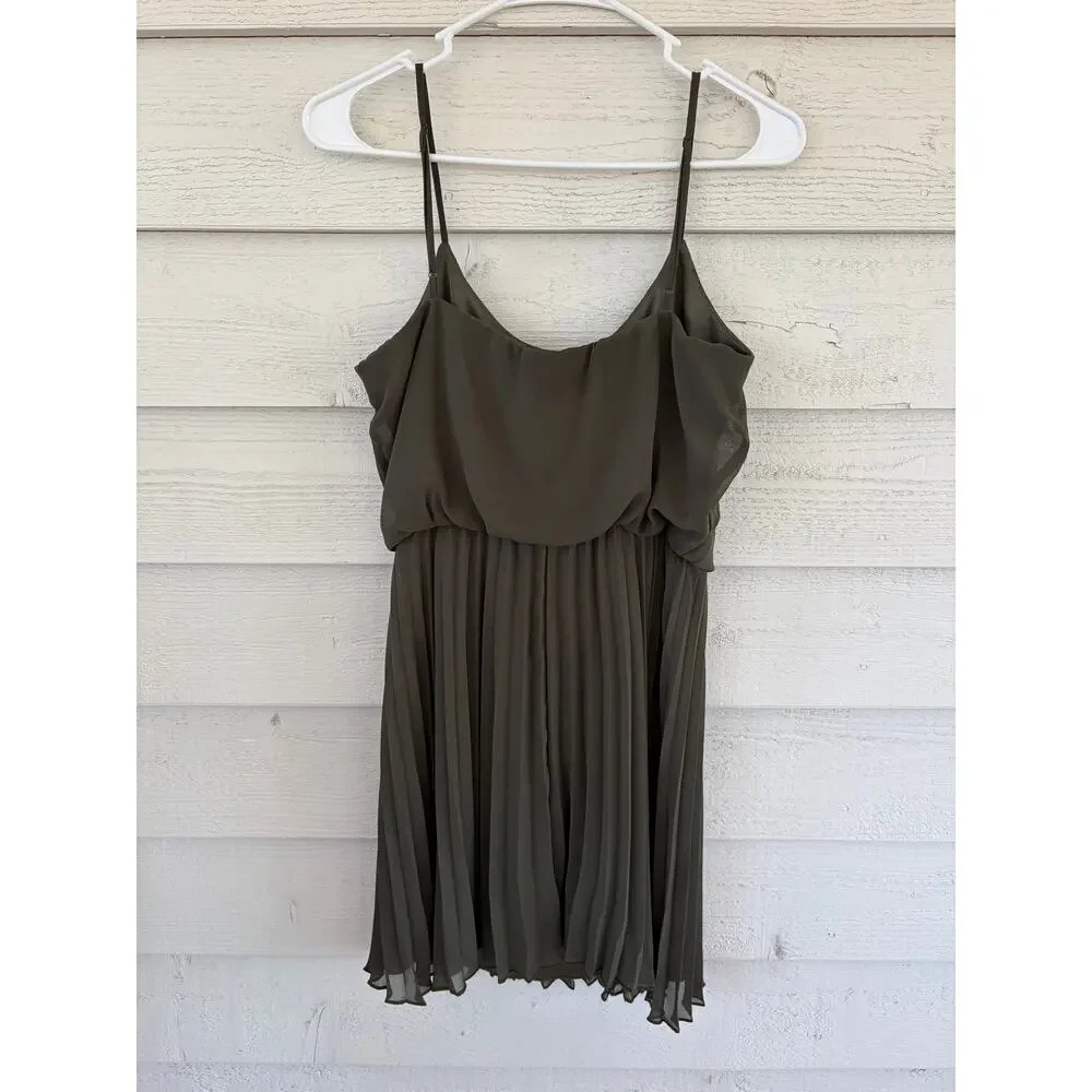 Bisou Bisou Olive Green Pleated Chiffon Dress Spaghetti Strap Size 6 - Picture 5 of 5